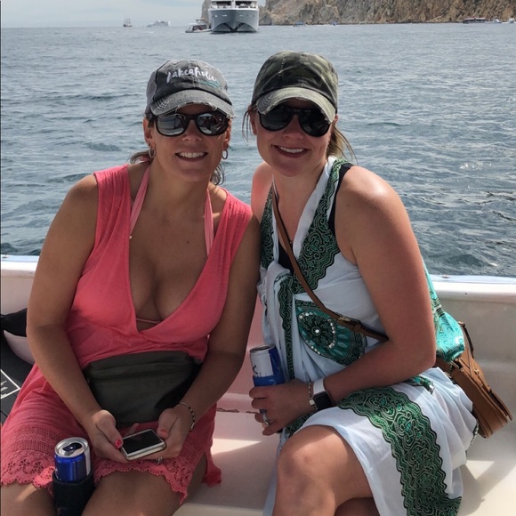 Meet your Posher, Cassi - Picture 2 of 3